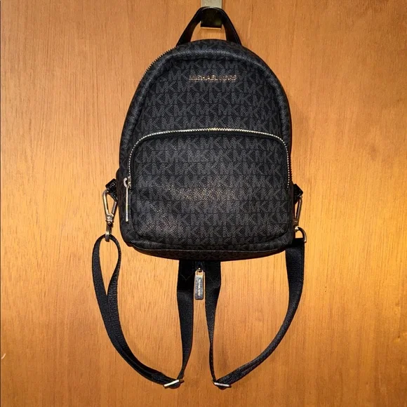 •MICHAEL KORS•BLACK & GRAY MK LOGO ERIN CONVERTIBLE SMALL MINI BACKPACK EUC - Picture 5 of 12